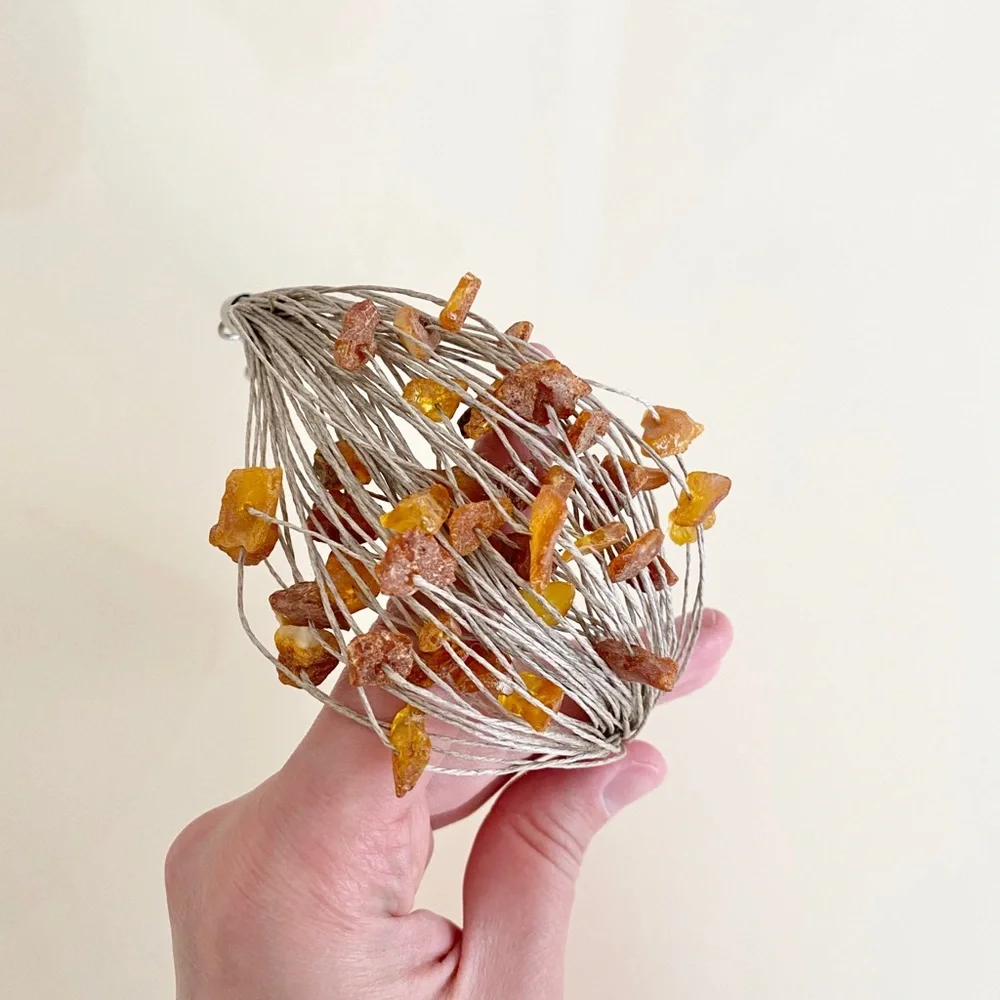 GENUINE AMBER WIRE BRACELET